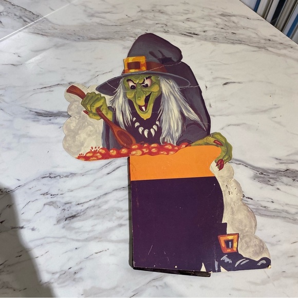 Vintage Amscan Witch Cauldron honey comb crepe Centerpiece vintage Halloween - Picture 5 of 6